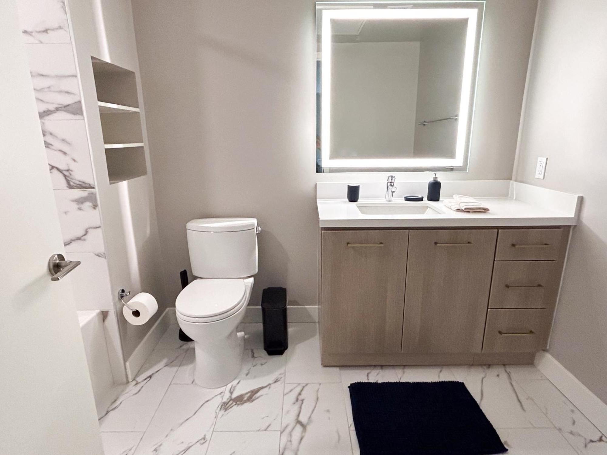 Apartamento Trendy 2bd 2bth In Santa Monica!