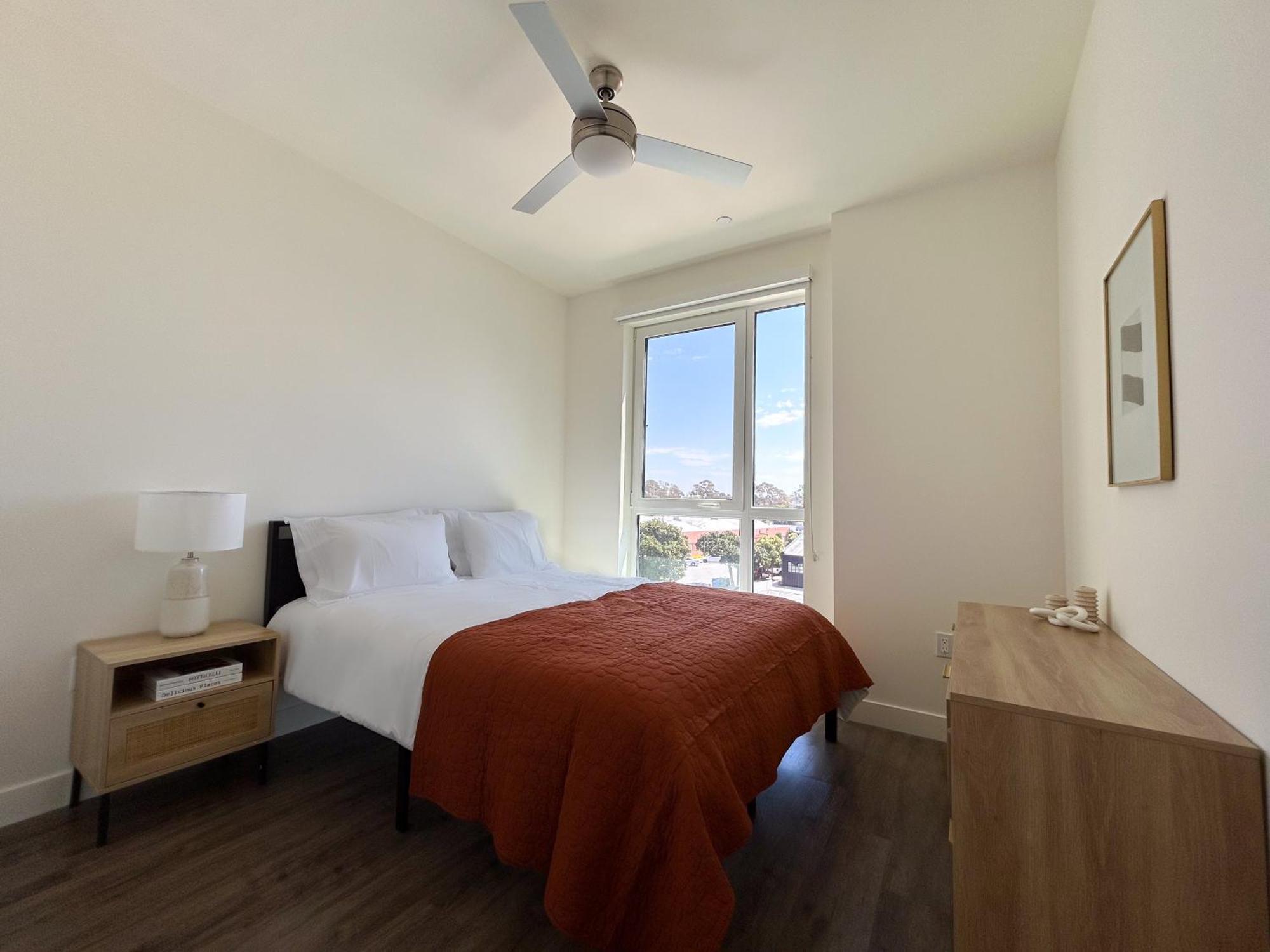 Trendy 2bd 2bth In Santa Monica! Apartamento Los Ángeles